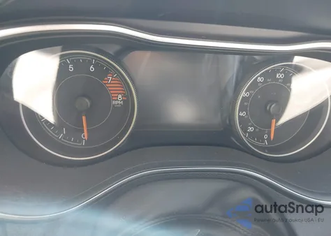 2019 Jeep Cherokee Limited 4X4 from USA, damaged, VIN 1C4PJMDX9KD108235